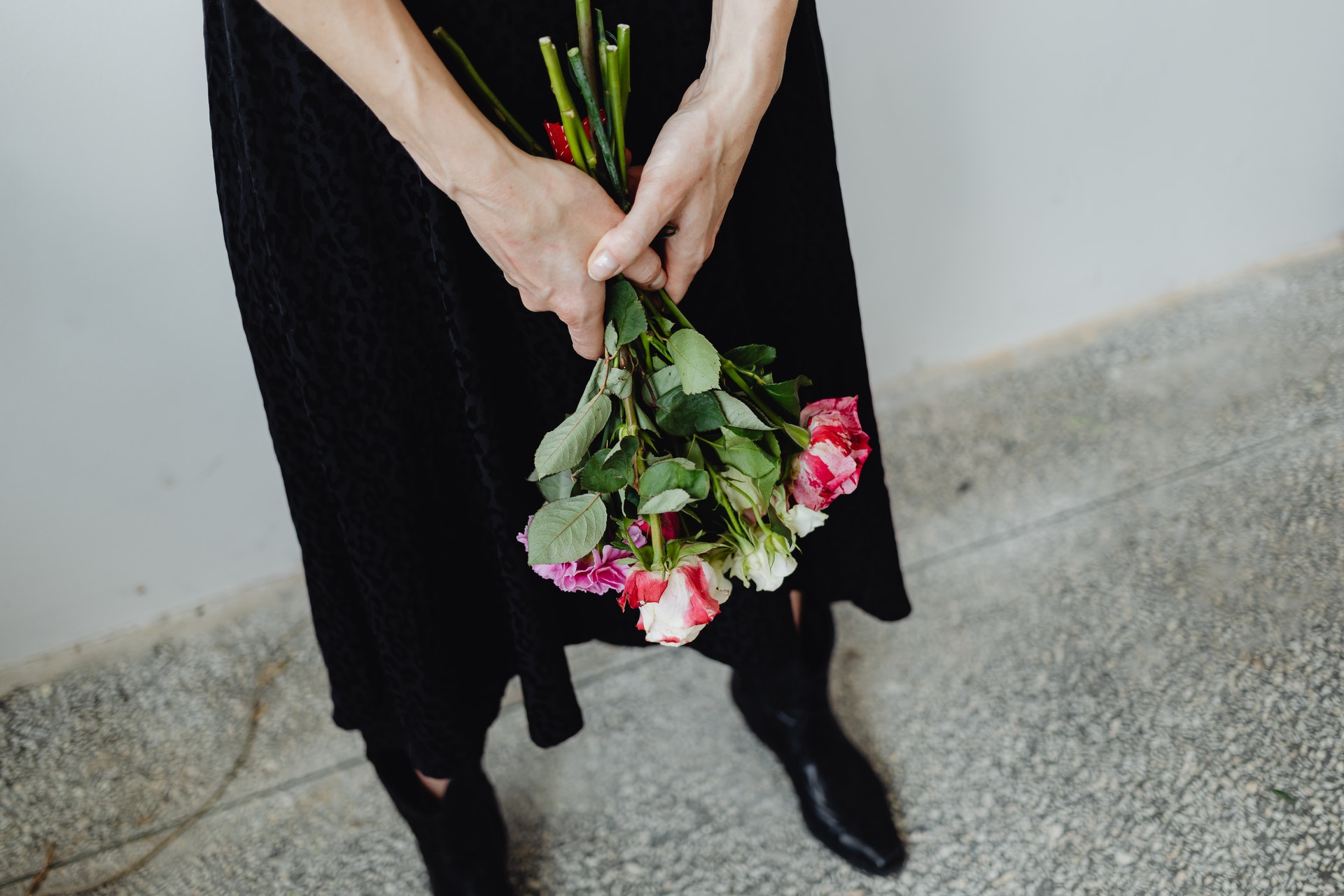 Букет цветов - лучшее средство порадовать любимую