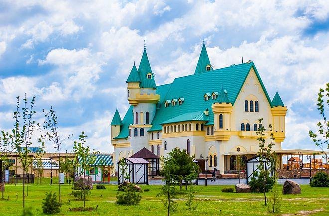 зоопарк 12 місяців