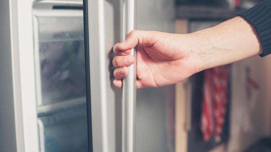 уплотнение дверцы холодильника