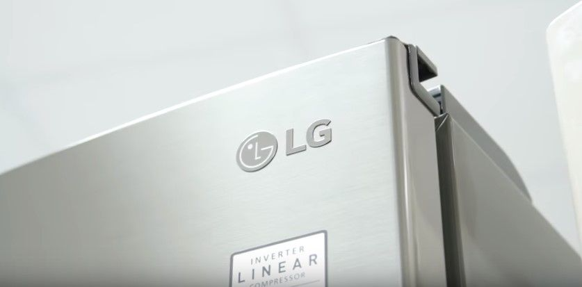 Правильный уход за холодильником LG