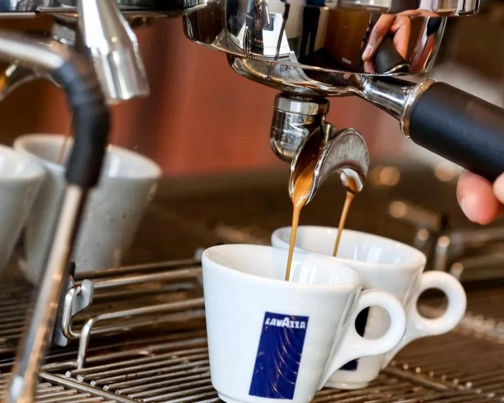 Кава в зернах Lavazza