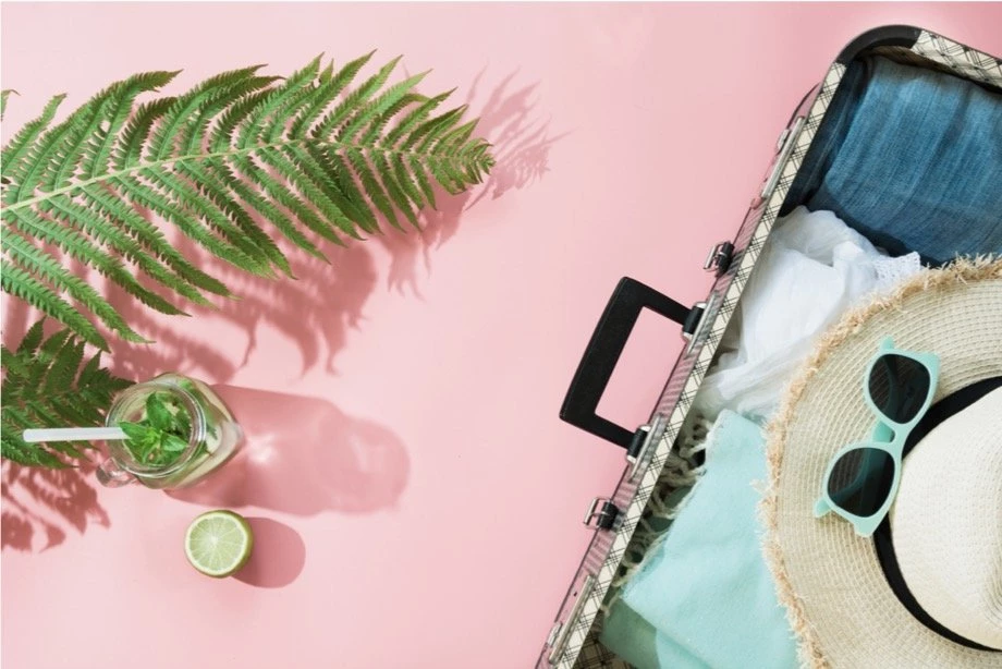 Що покласти у валізу у відпустку