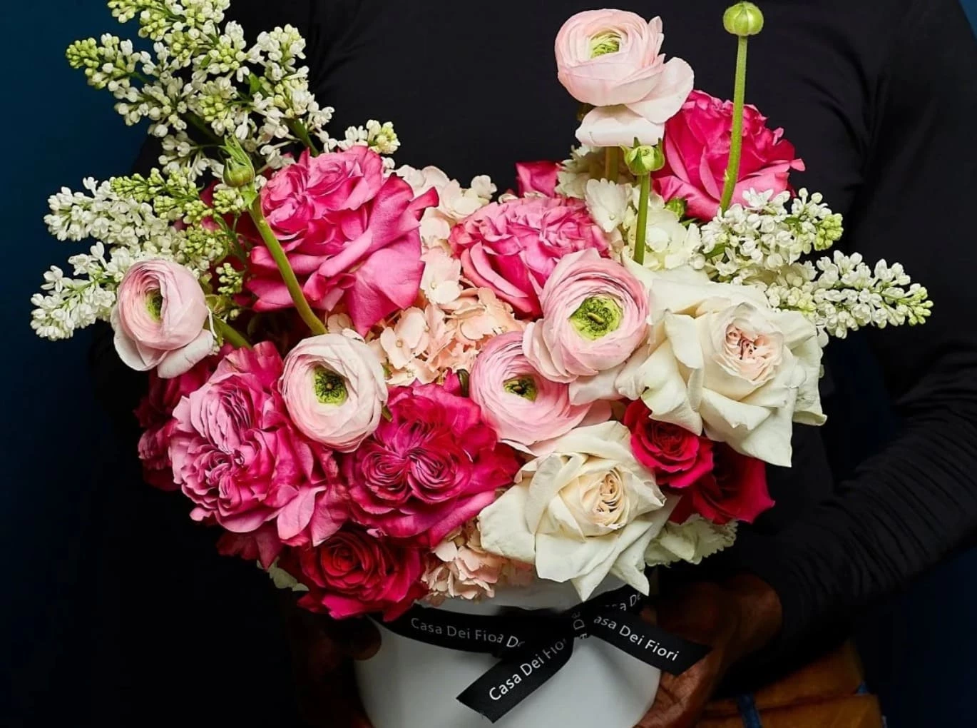 flower arrangement with roses