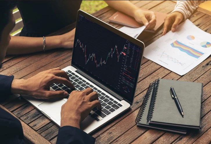 ADE Group платформа для трейдинга