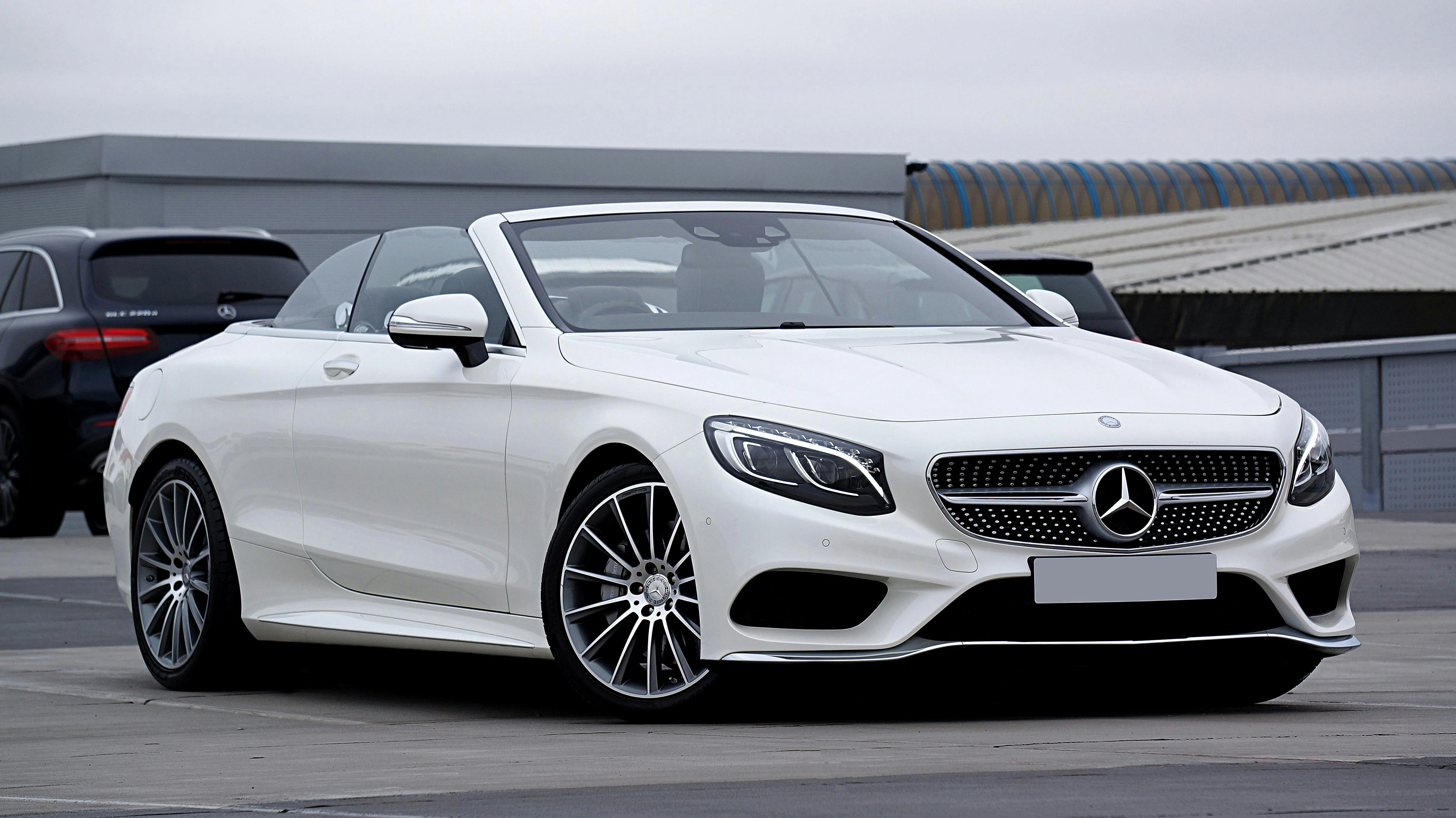 Автівка на шинах 195/65 R15