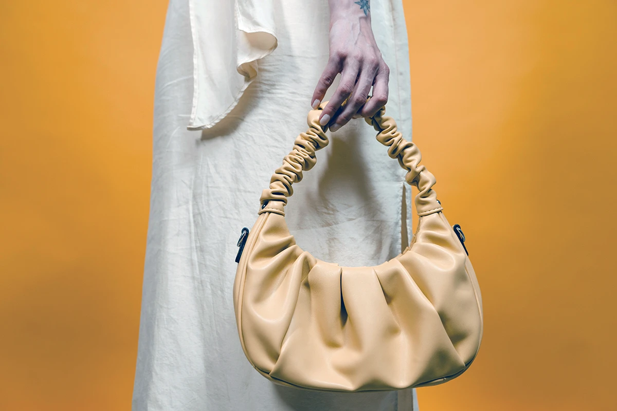 Лимонно-кремова сумка