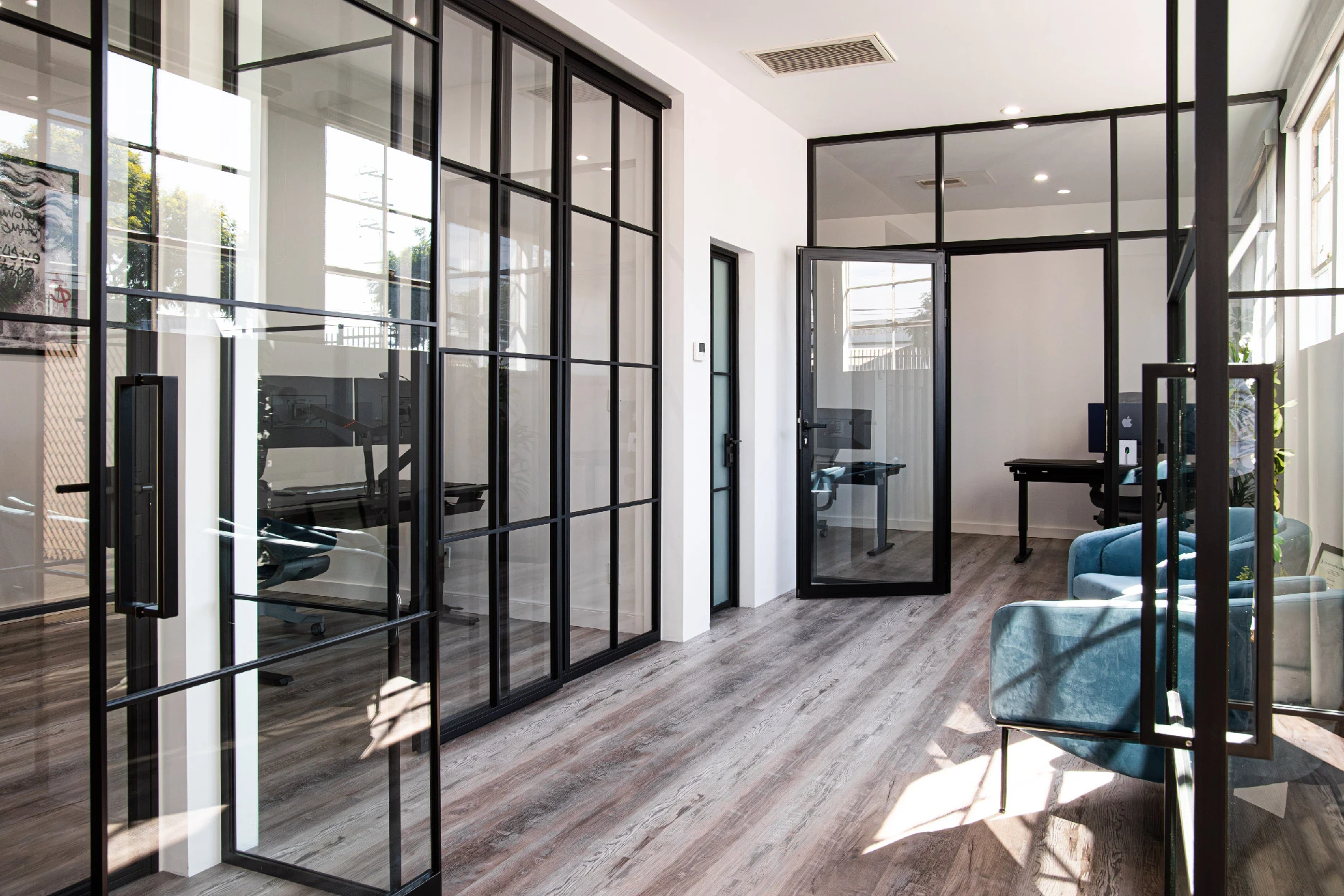 interior glazing







