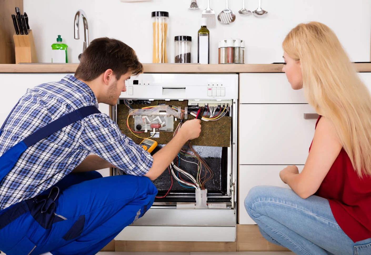Післягарантійний ремонт техніки Electrolux