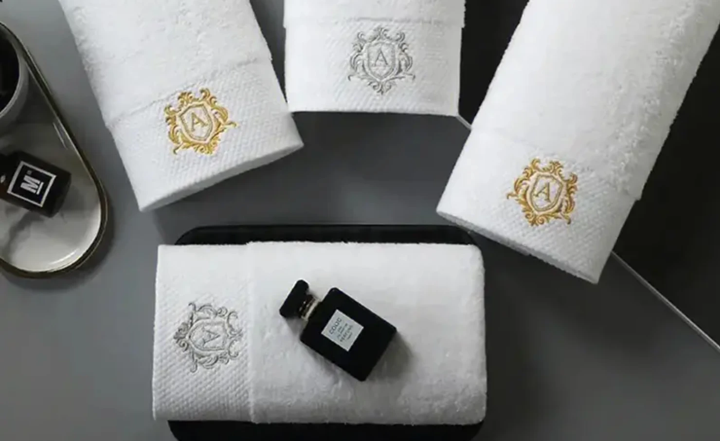 брендирование полотенец с логотипом для гостиничного бизнеса и индустрии красоты