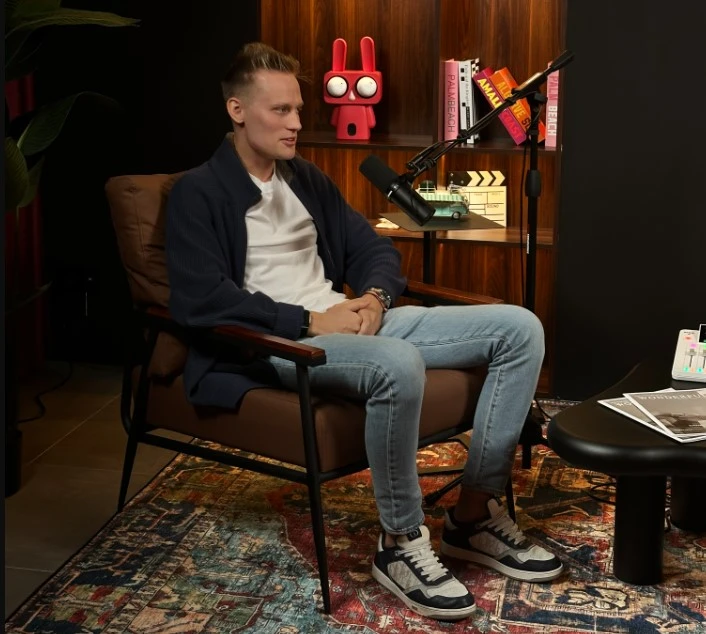 Oleksandr Orlovskyi on a broadcast dedicated to cryptocurrencies