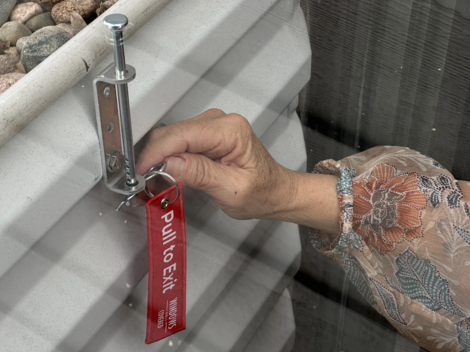safe lock window well cover