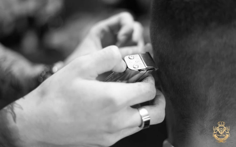 Чоловіча стрижка машинкою Київ