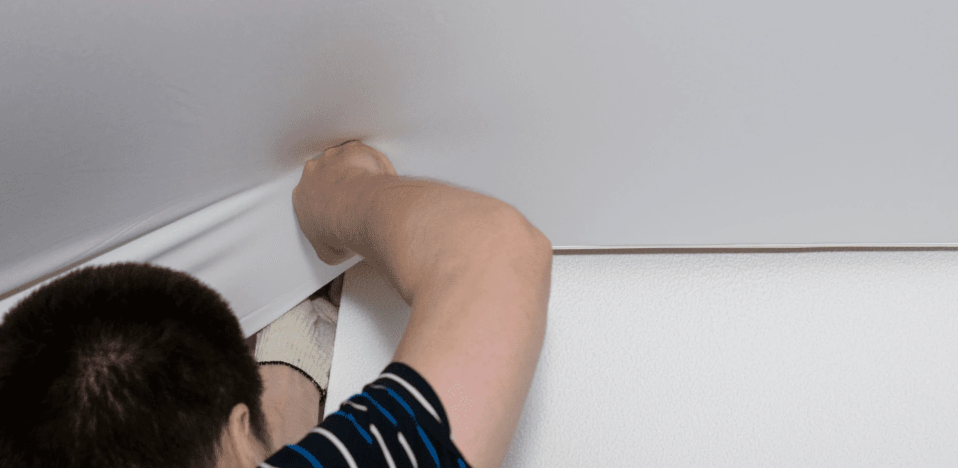 часті помилки при встановленні натяжної стелі після ремонту