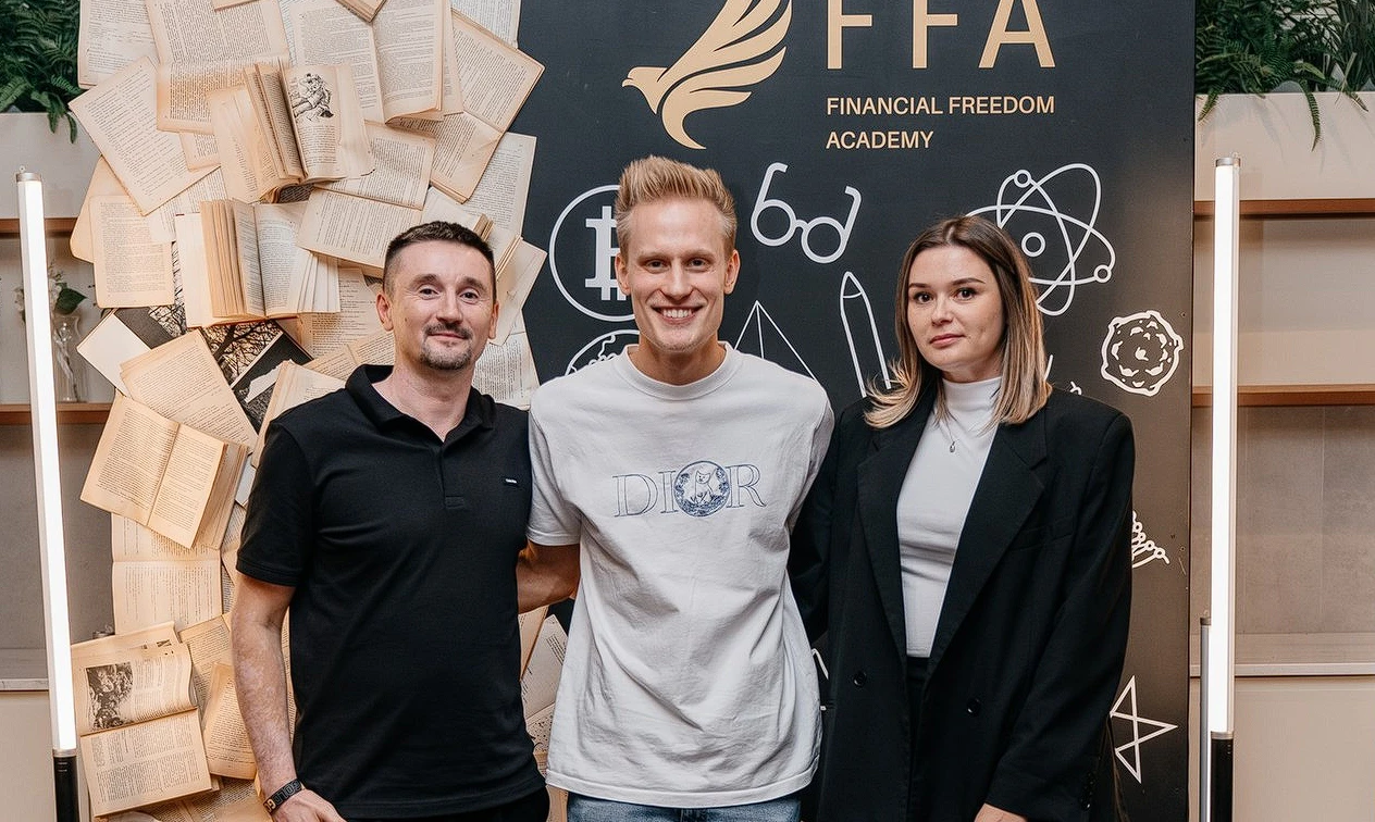 Александр орловский с выпускниками FFA