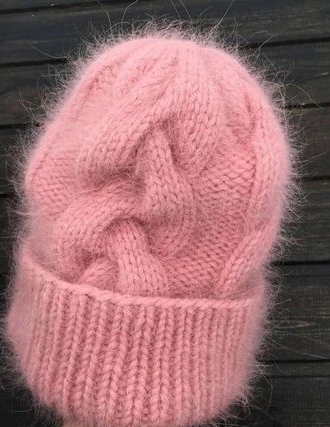  Шапка з косами або аранами