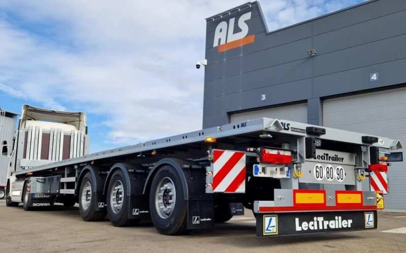 Задние фонари на прицеп и полуприцеп