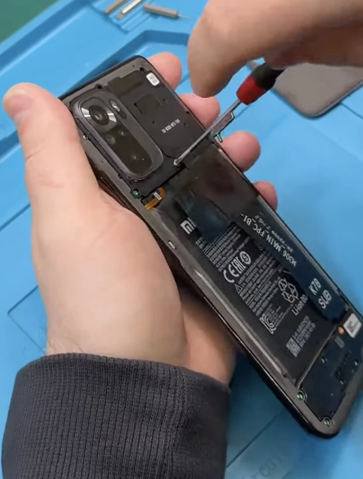 Покрокова інструкція заміни дисплея Redmi Note 10s