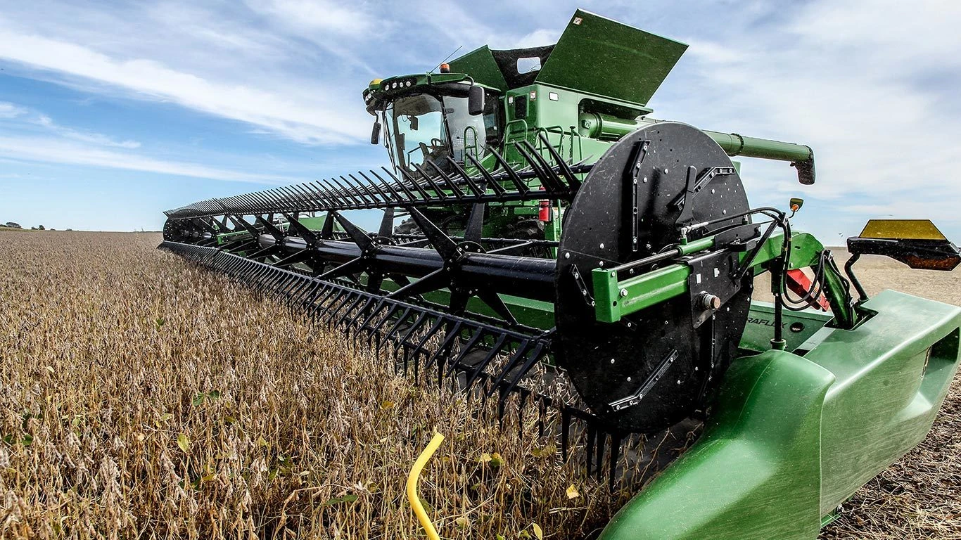 Сезонні витратники: що варто замінити до початку посівної та жнив