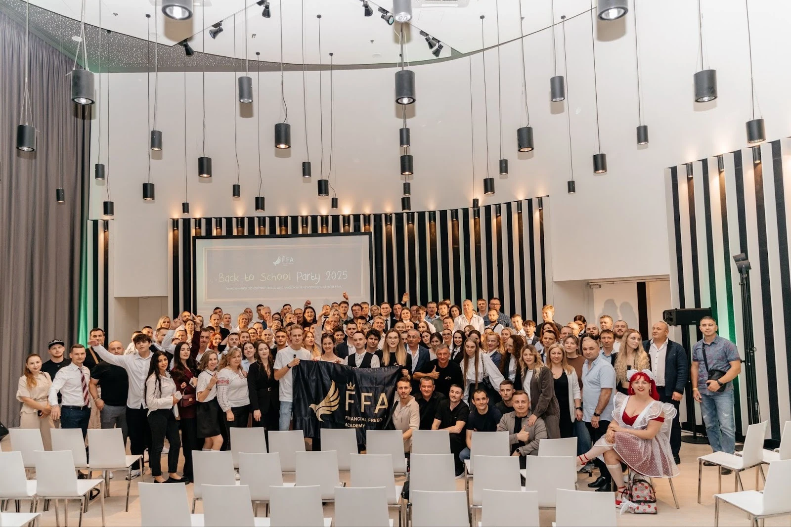 Александр Орловский с учениками курсов FFA