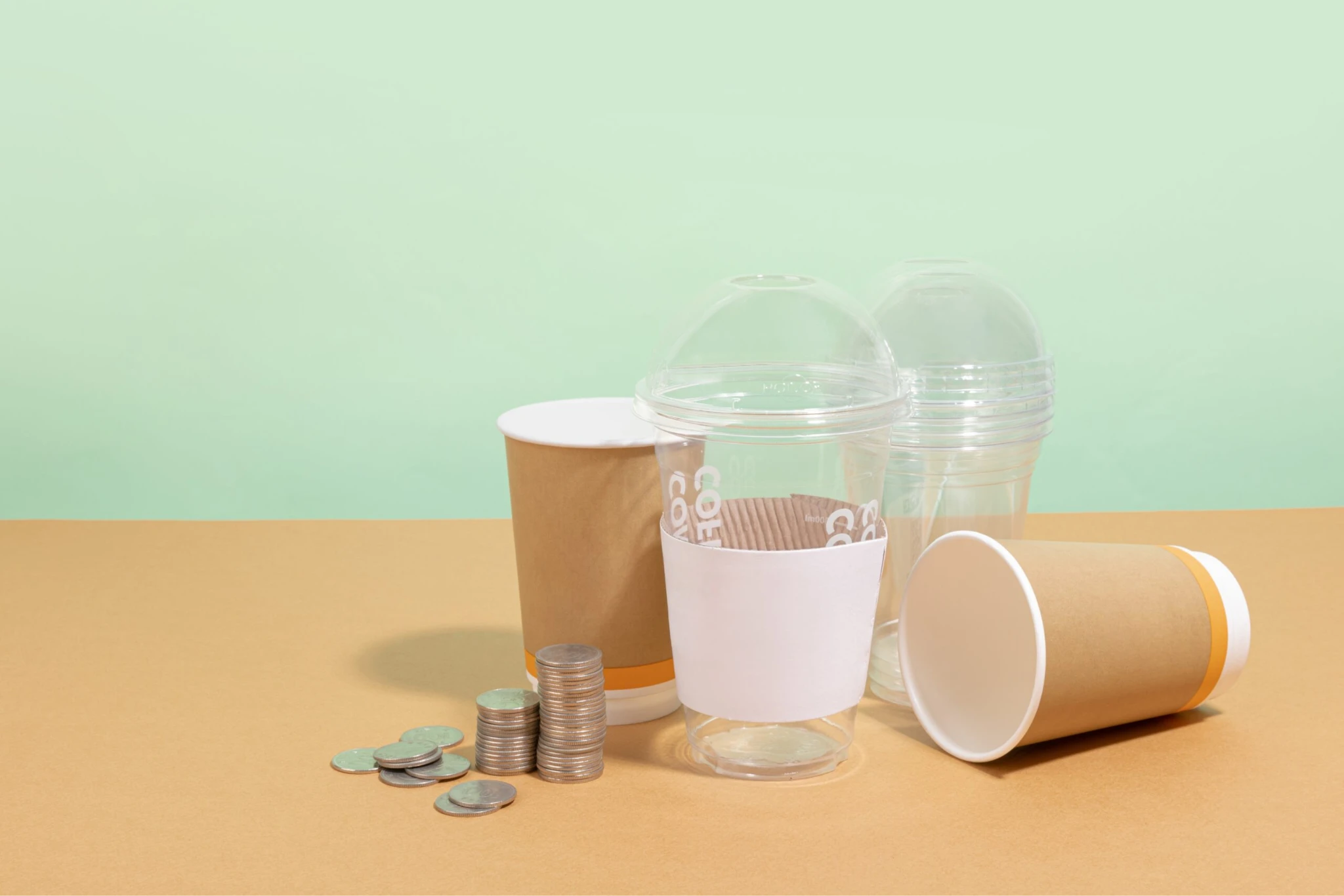 Паперові та пластикові стаканчики