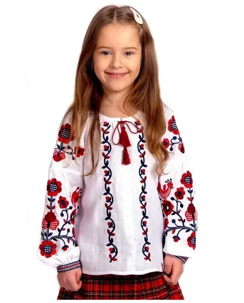 Вишиванка для дівчинки з льону