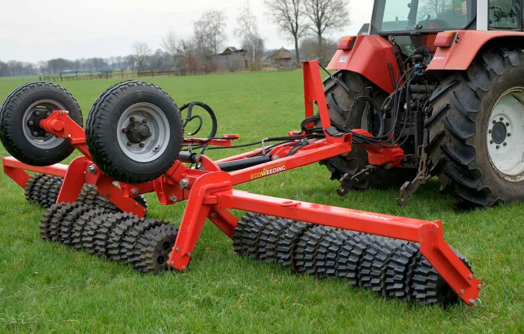 Мульчуючий коток в роботі