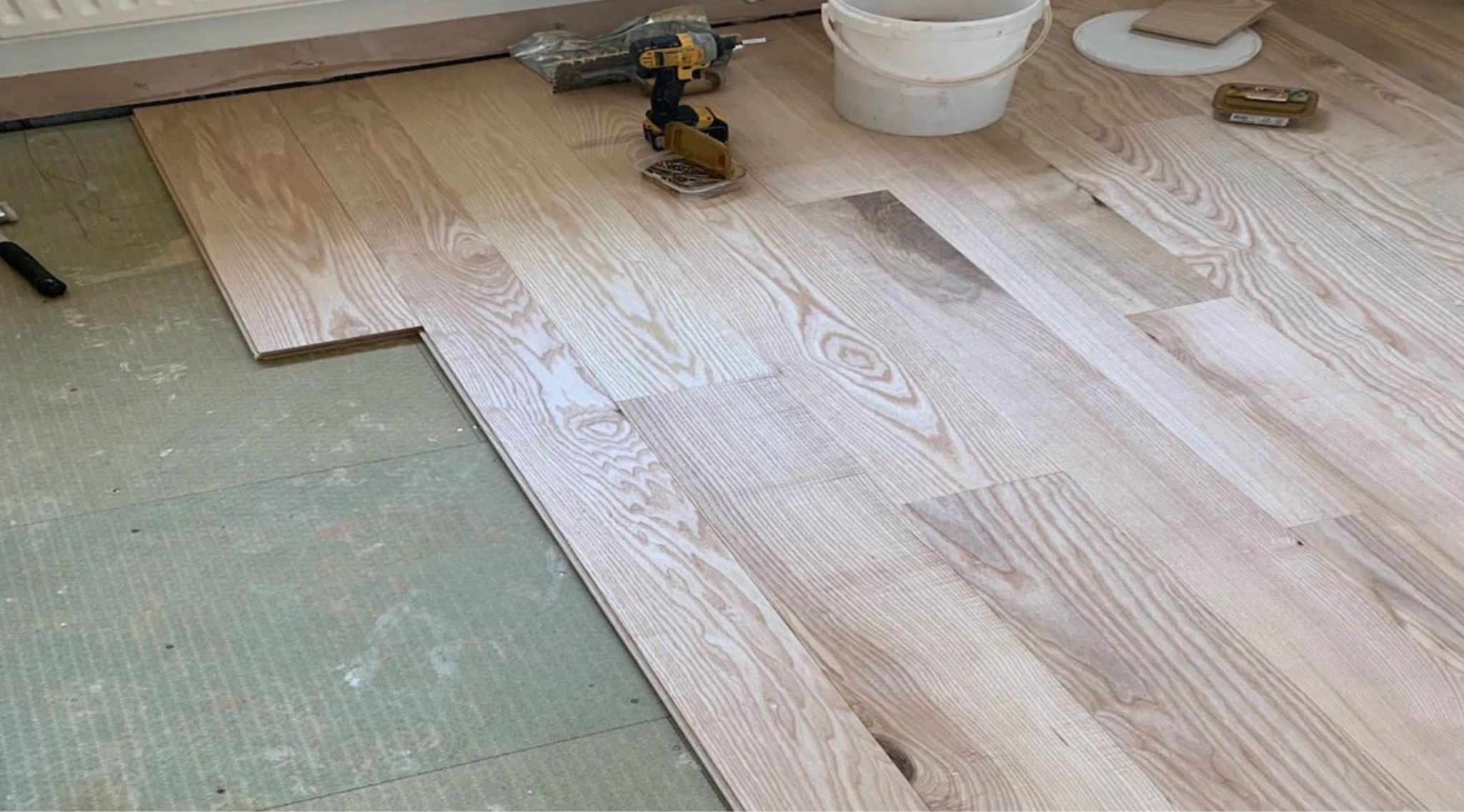 Плавающая укладка паркетной доски