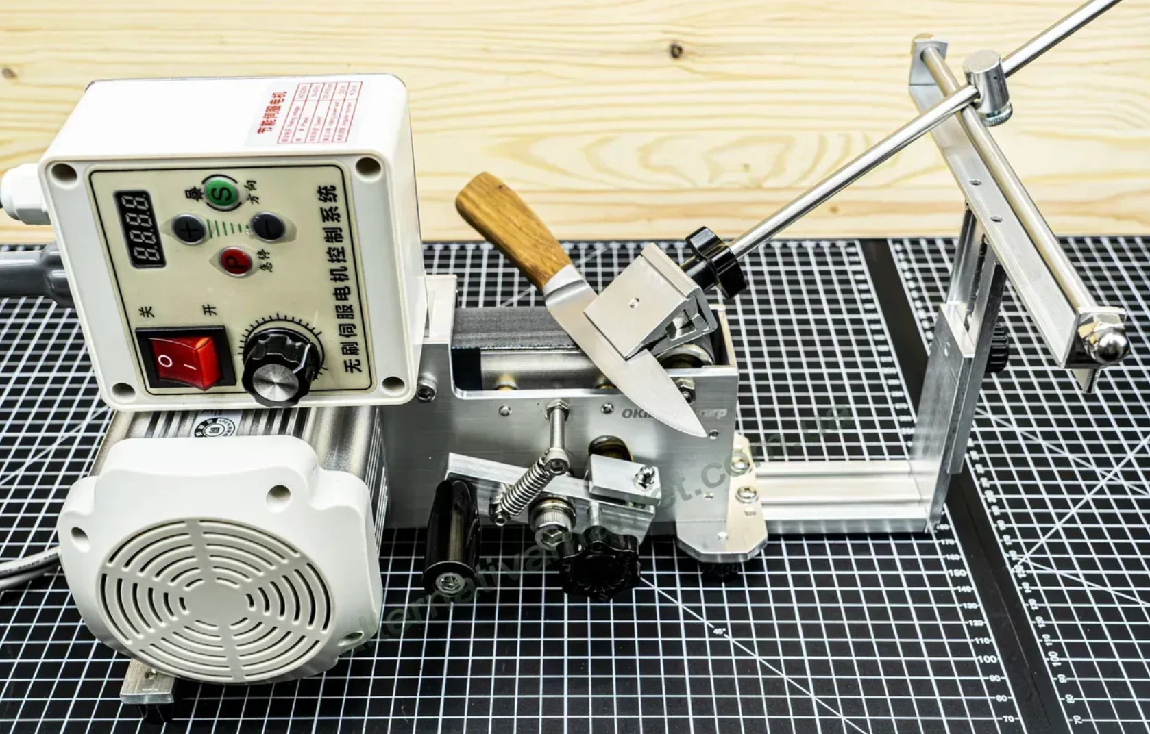 точильні пристрої для ножів