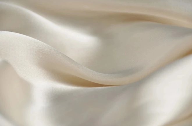 чем отличается шелк от полиэстера