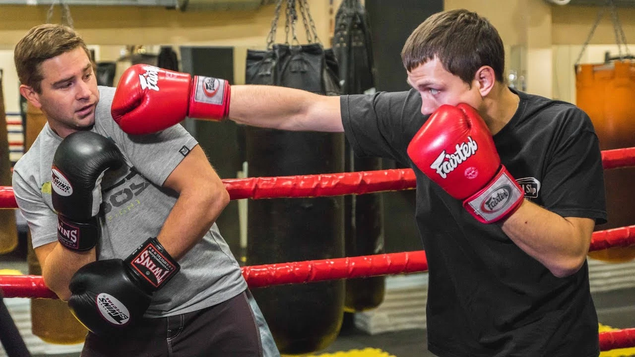 Захисні техніки в кікбоксингу