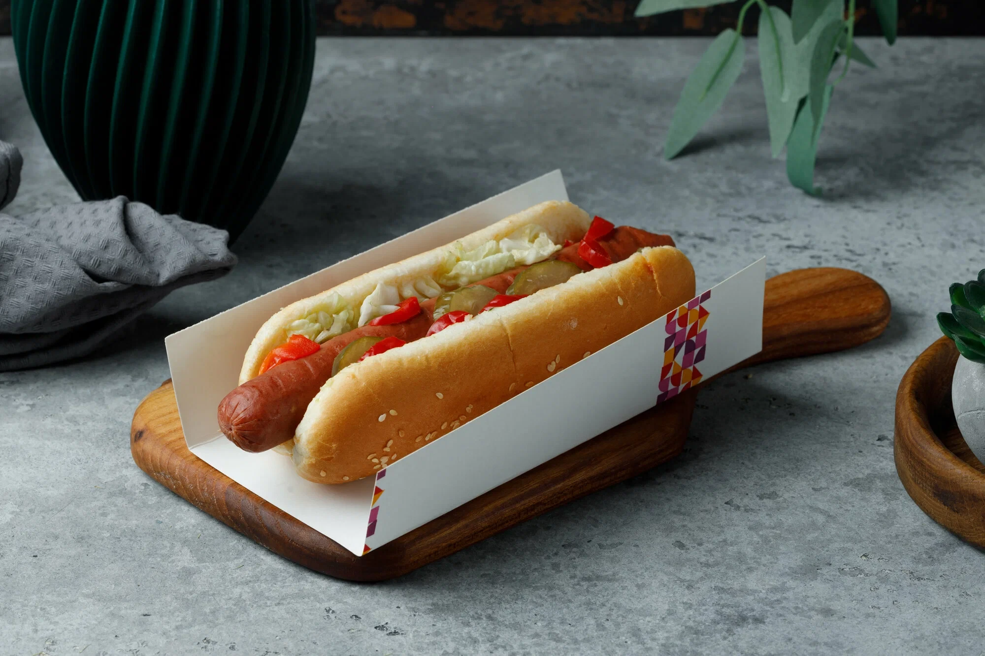 Простая упаковка для хот-дога из картона