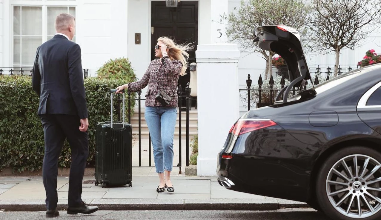 Pre-Booked Chauffeur Service vs Ride-Hailing in London – What Is Better?