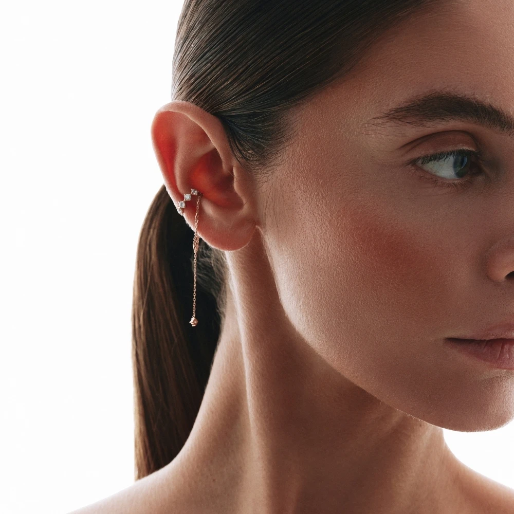 Яким кольоротипам підійдуть сережки з червоного золота