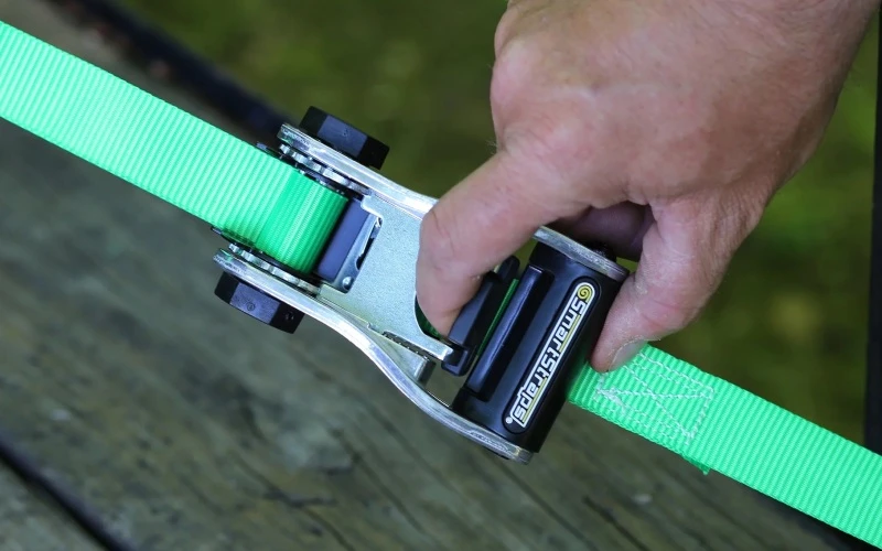 Храповий механізм для стяжного ременя - мал 4