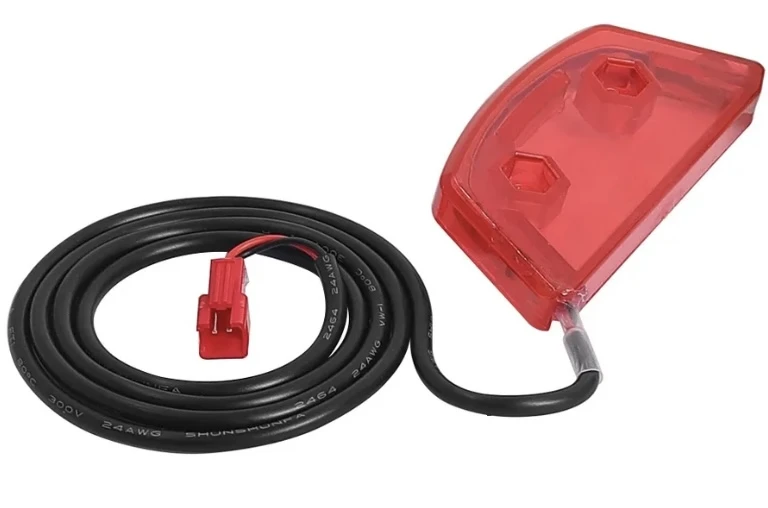 Задний стоп-сигнал электросамоката Kugoo Kirin G2 Max — безопасность на дороге