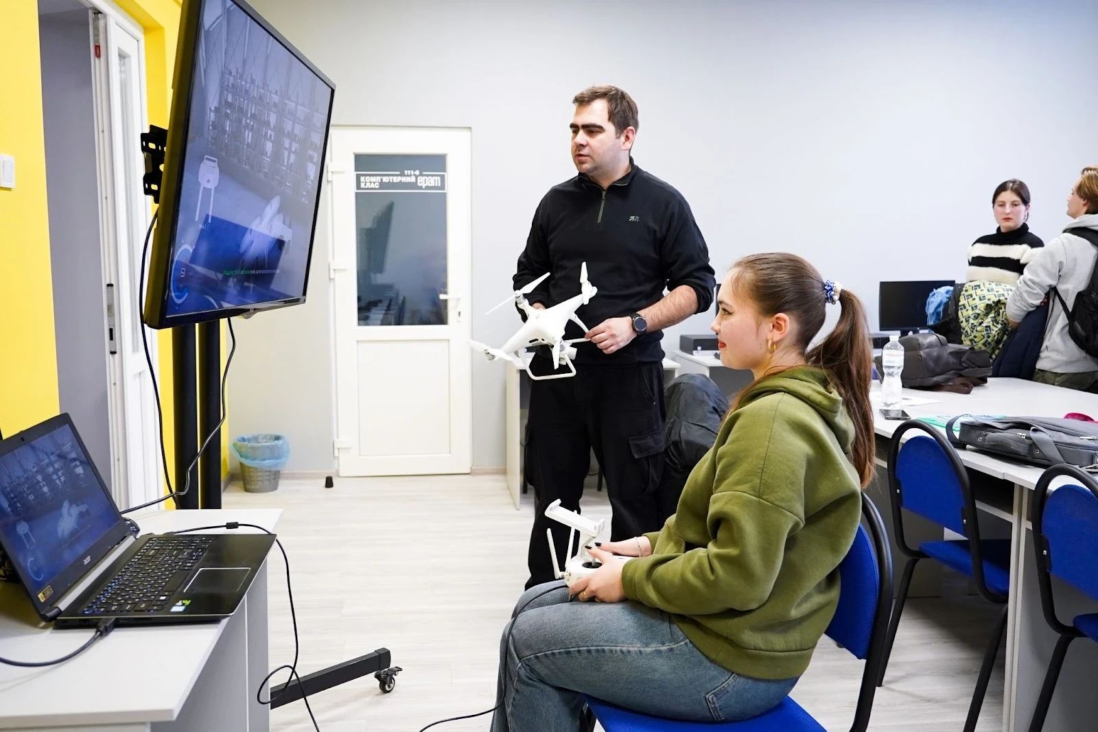 студенти факультету інформаційно-комп’ютерних технологій ждту