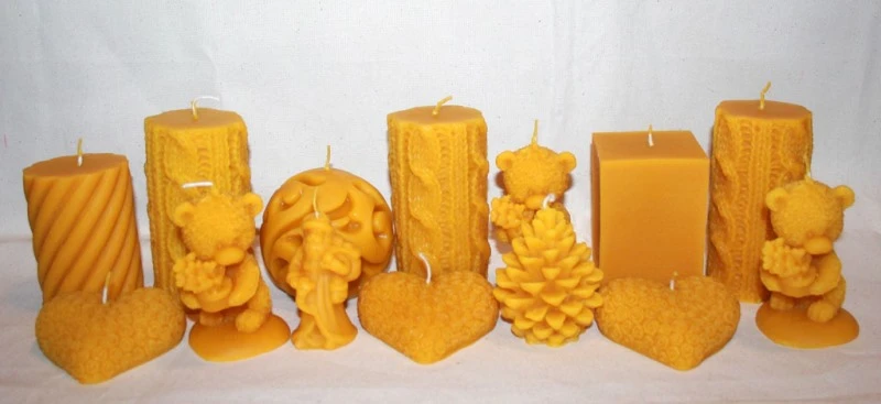 Як зробити воскову свічку вдома