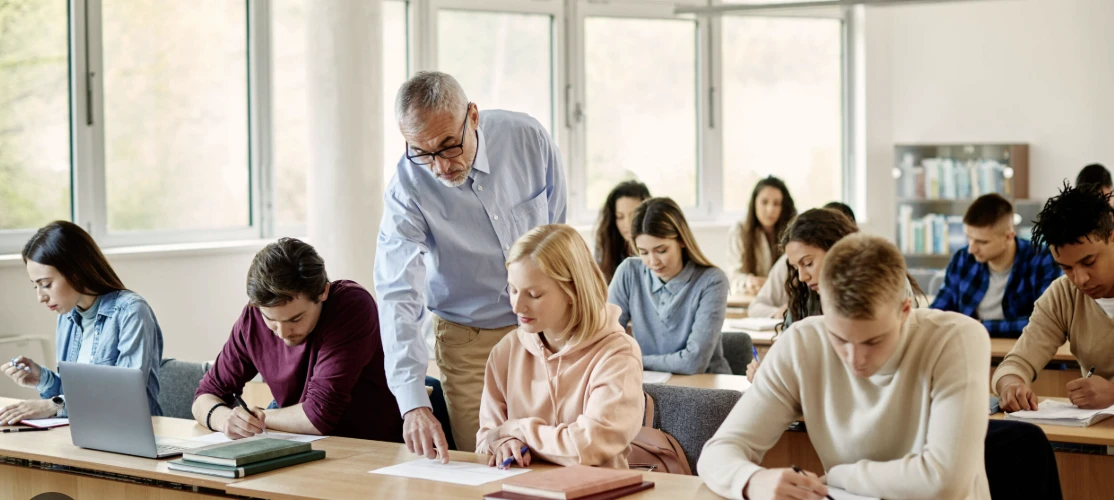 Безкоштовне навчання в Польщі - реальні способи вступу для українців та що потрібно знати у 2026 році