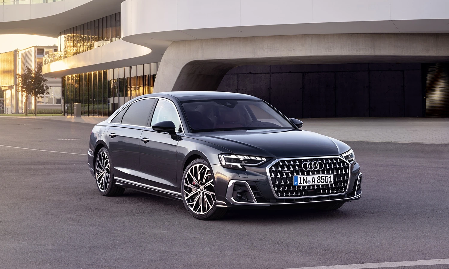 Audi A8 (D4)