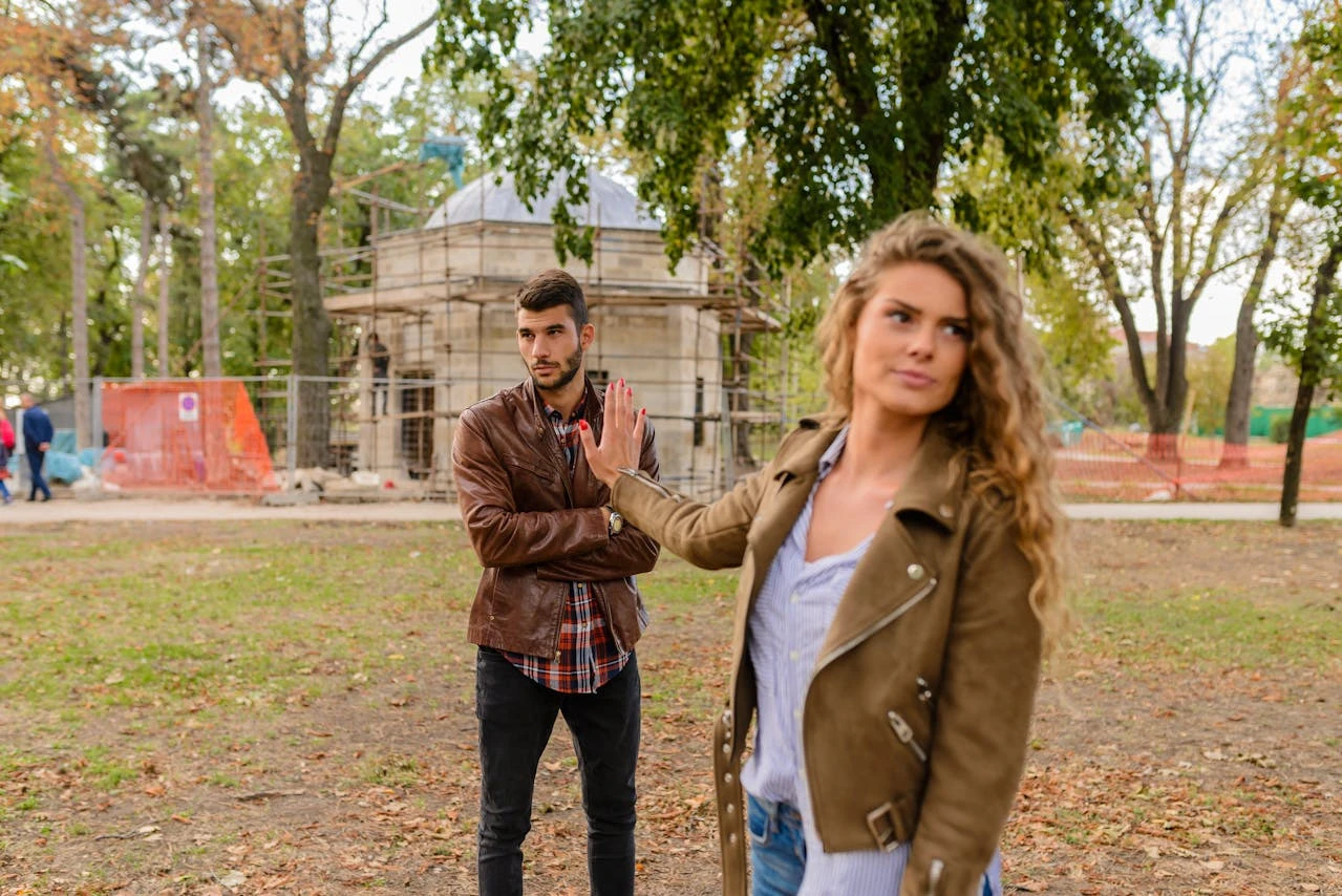 How to Set Boundaries in Dating Without Feeling Guilty
