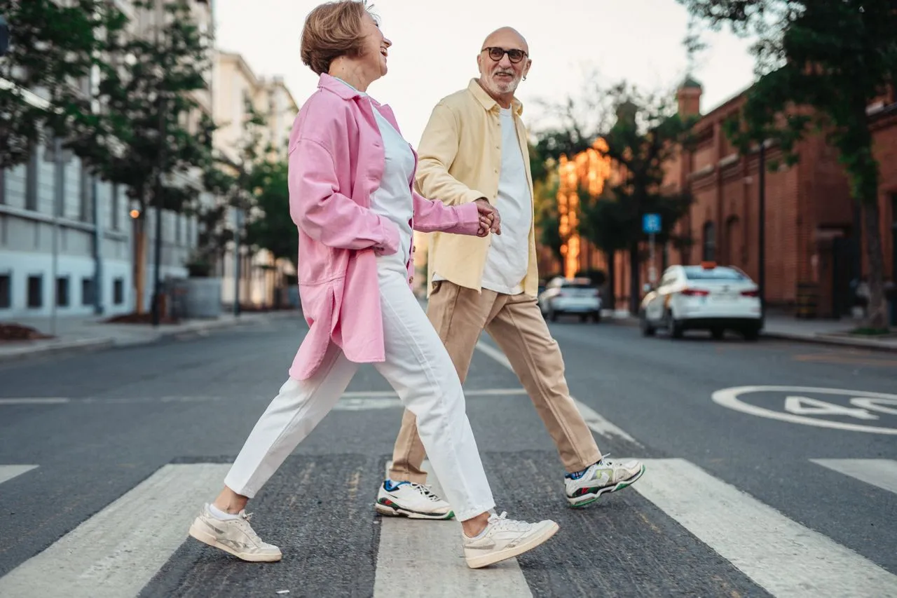 Conclusione — couple walking