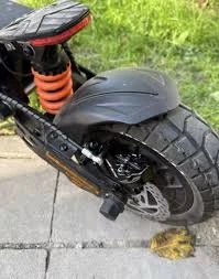 Запчастини Kukirin G2 Master — гідравлічний гальмівний комплект і покришка, підготовка до обслуговування