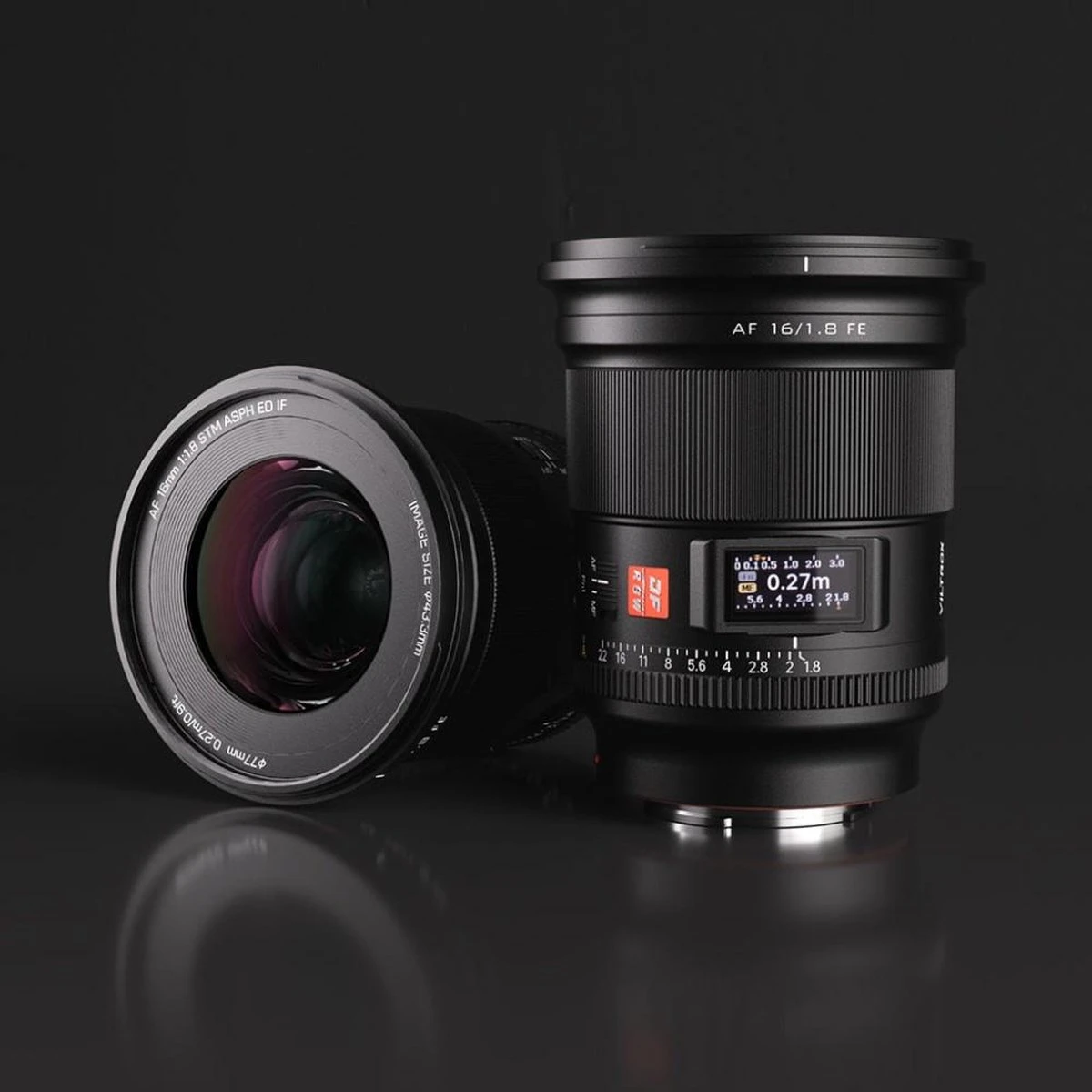 ������������� ������������ ��'����� Viltrox AF 16mm f/1.8 FE Pro � �������� ���������� LCD-������� �� ������ �������� � �������� ������