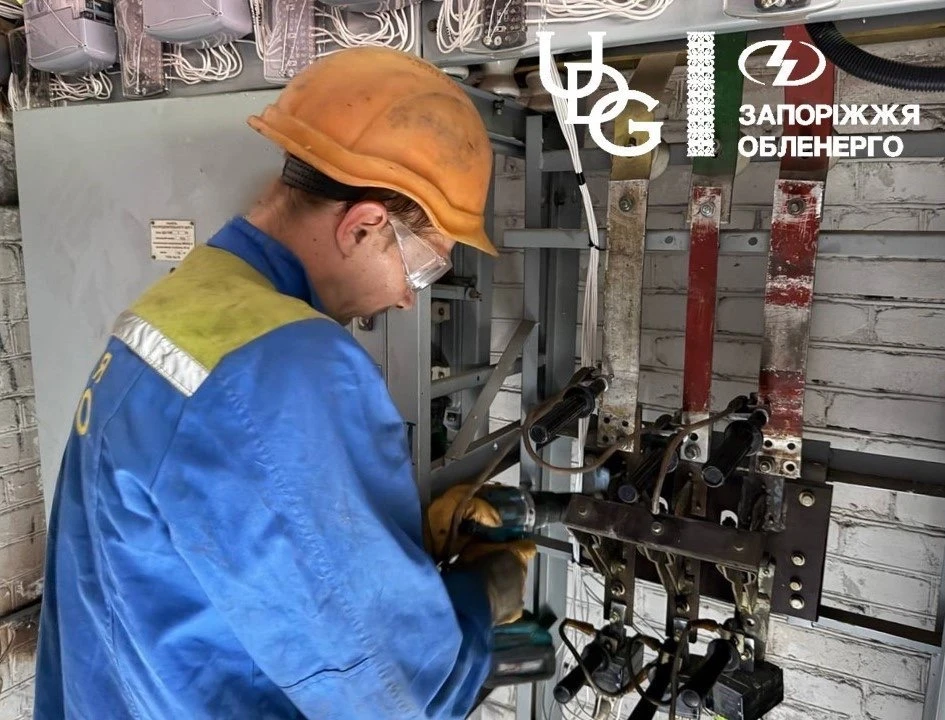 Енергетики повертають світло населеним пунктам Запорізької області