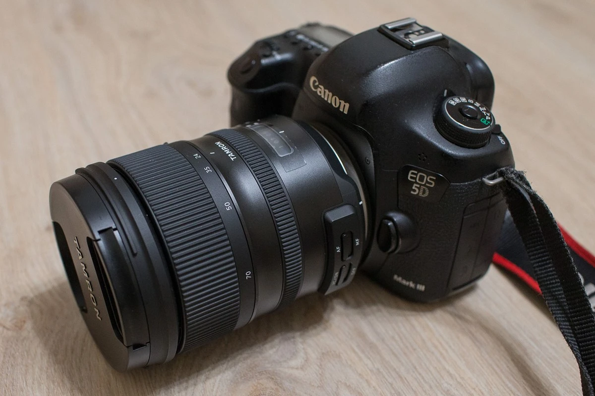 Sigma 24-70mm f/2.8 DG HSM Art для Nikon F: репортажний зум на D850 і D780
